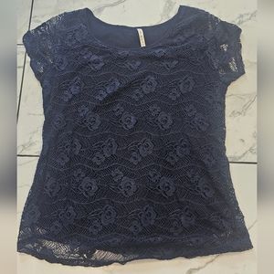 Navy blue top